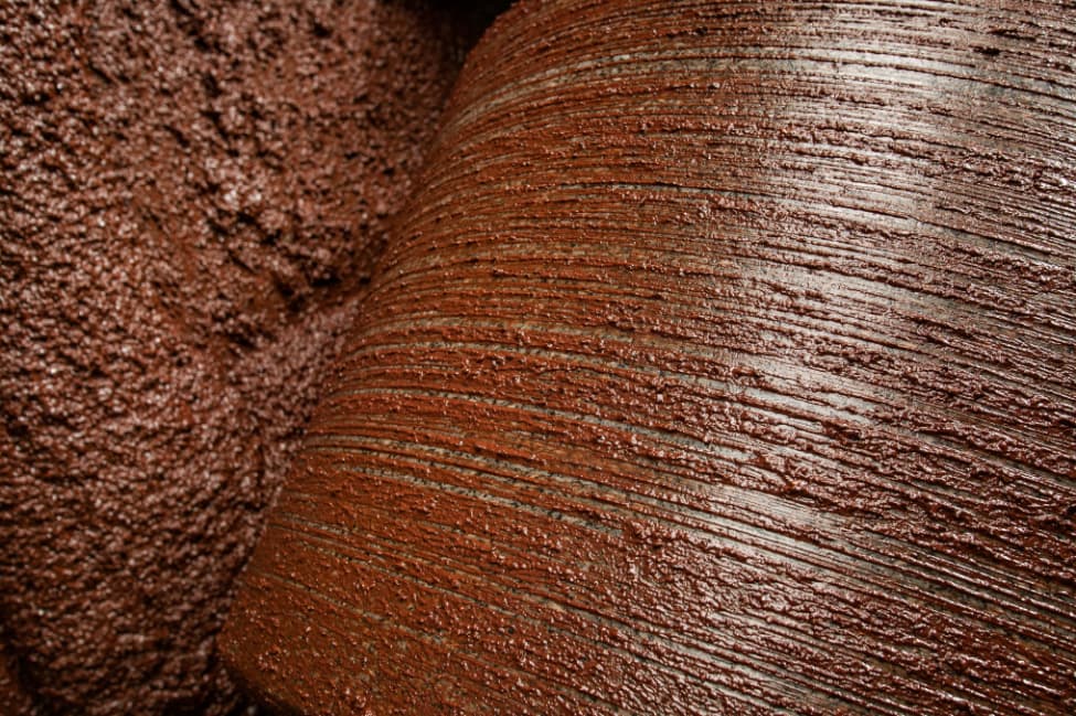 Rough conched chocolate