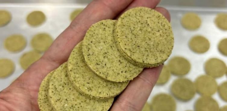brown seaweed flour
