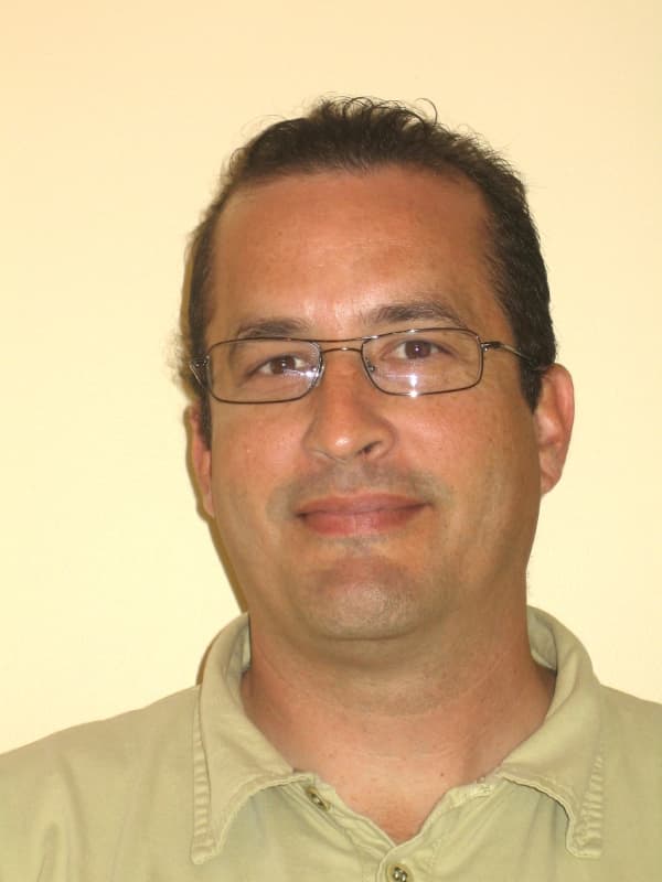 Jeff Elliott is a Torrance, California-based technical writer.